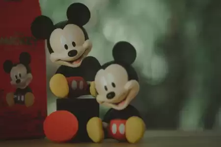 Cryptoys lansira kolekciju digitalnih igračaka Mickeyja Mousea